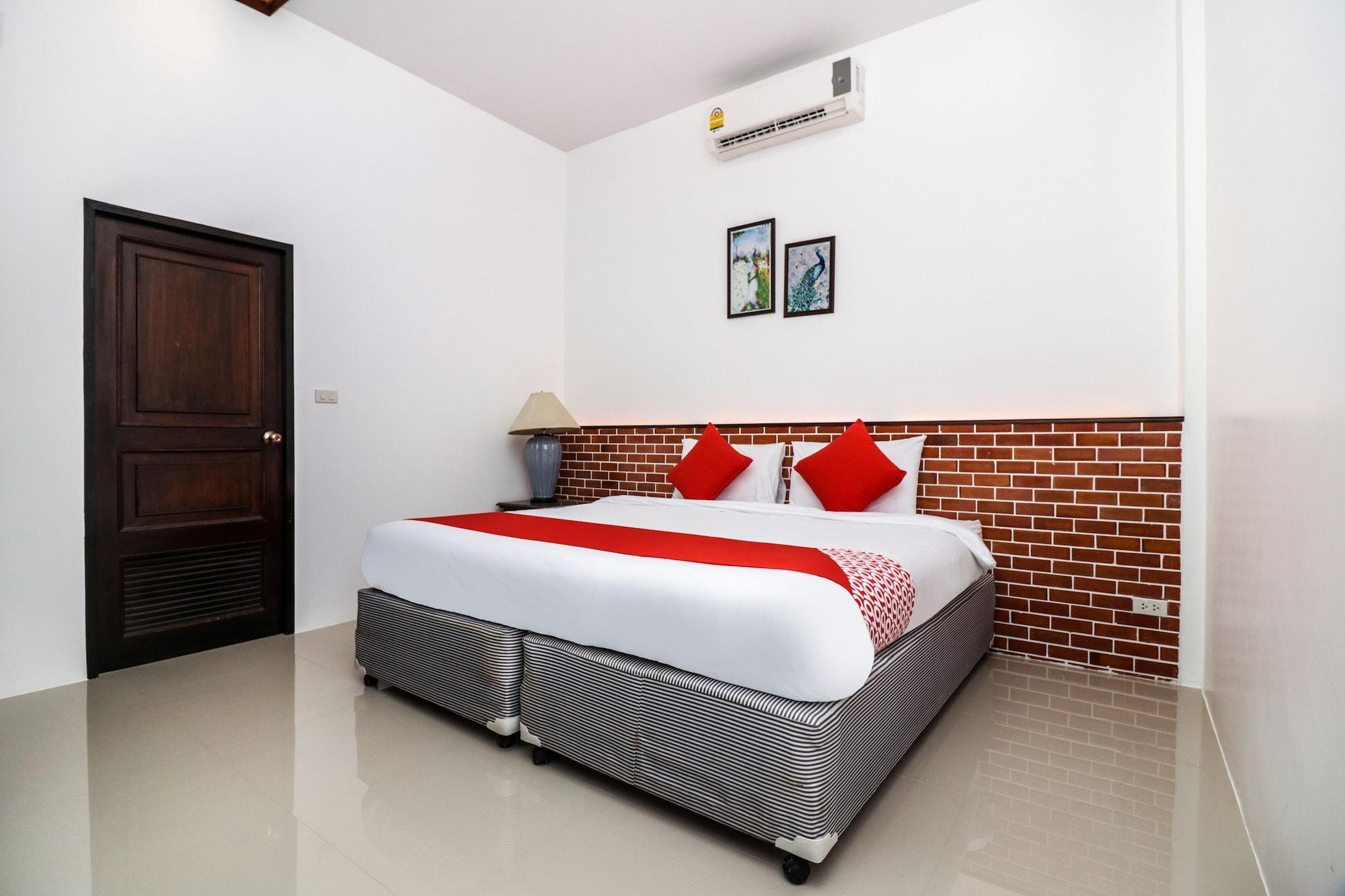 Baan Noppadol Loft หัวหิน