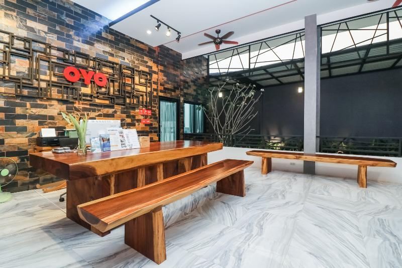 Baan Noppadol Loft โรงแรม 3*