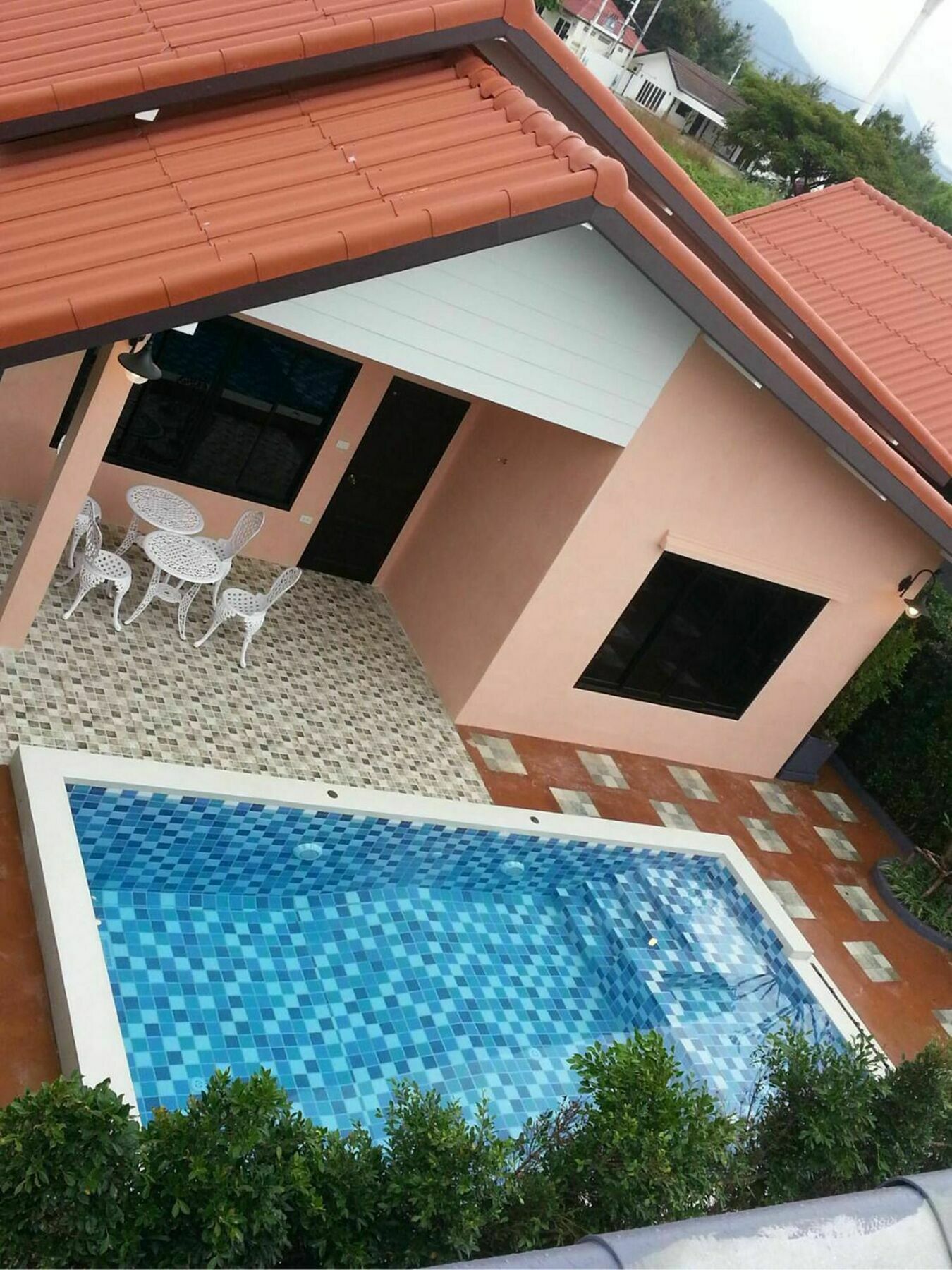 Baan Noppadol Loft หัวหิน